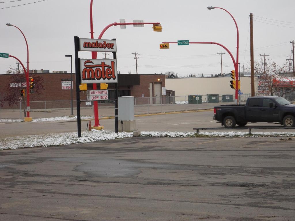Matador Motel Drayton Valley Eksteriør billede
